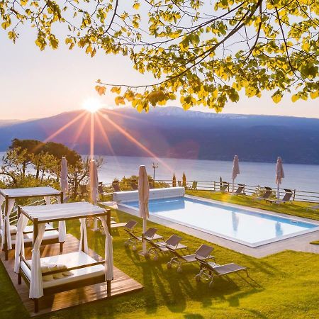 Boutique Hotel Villa Sostaga Gargnano Eksteriør billede