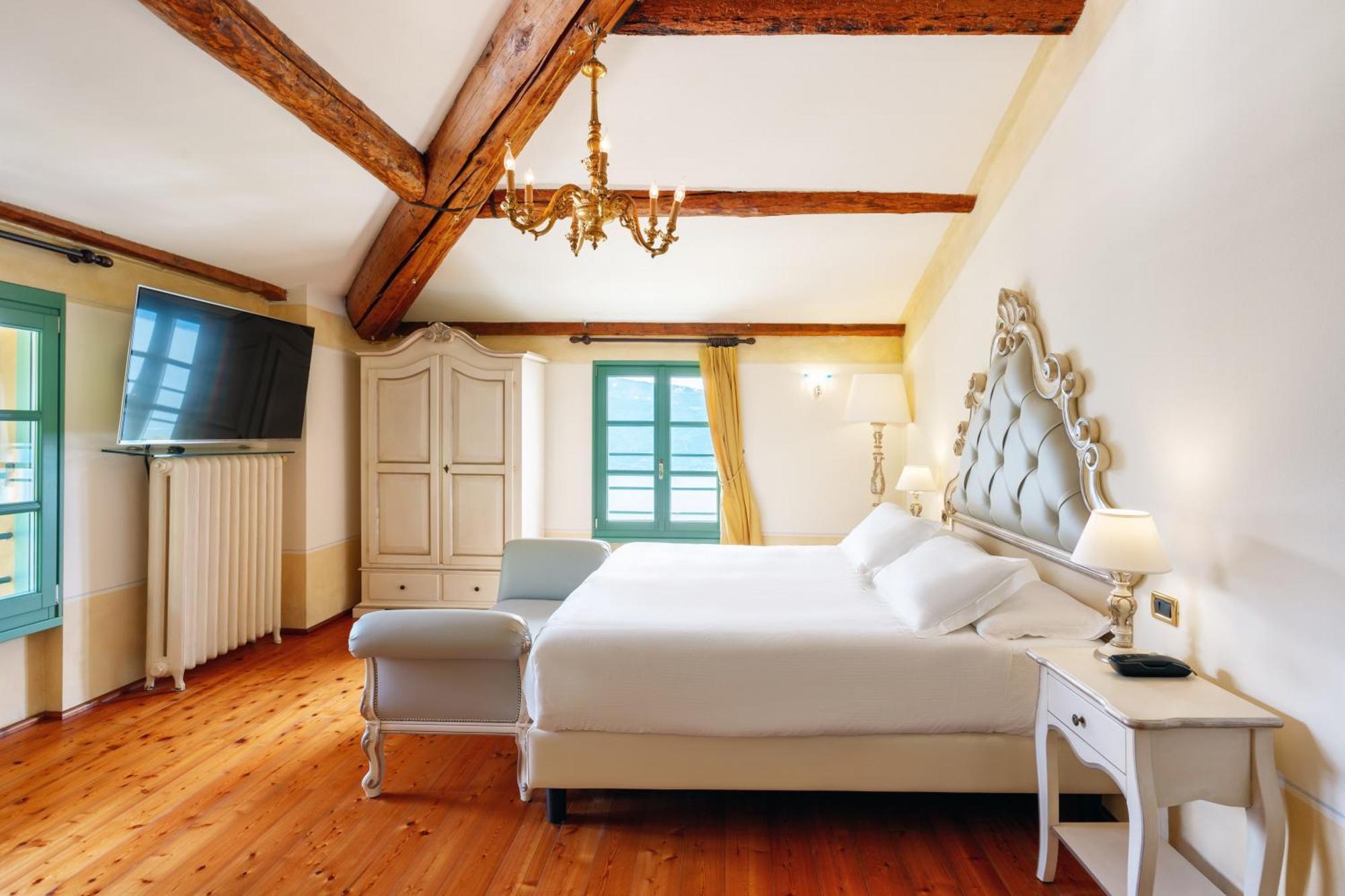 Boutique Hotel Villa Sostaga Gargnano Eksteriør billede