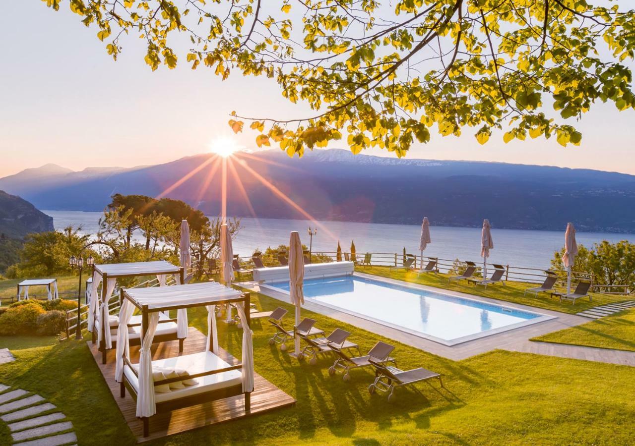 Boutique Hotel Villa Sostaga Gargnano Eksteriør billede